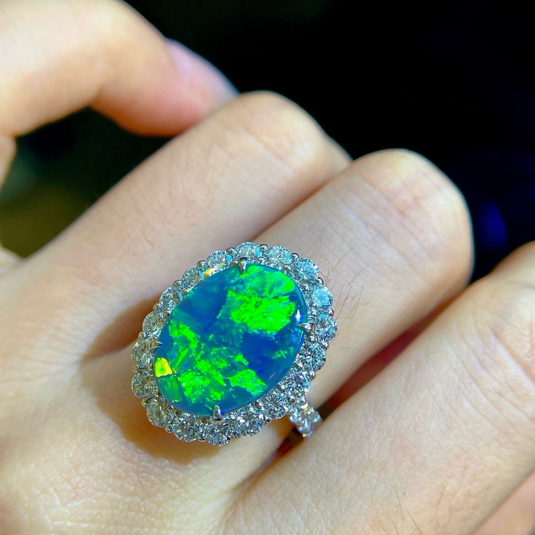 14k Gold 6.40 Ctw Natural Opal & Diamond Ring - 6