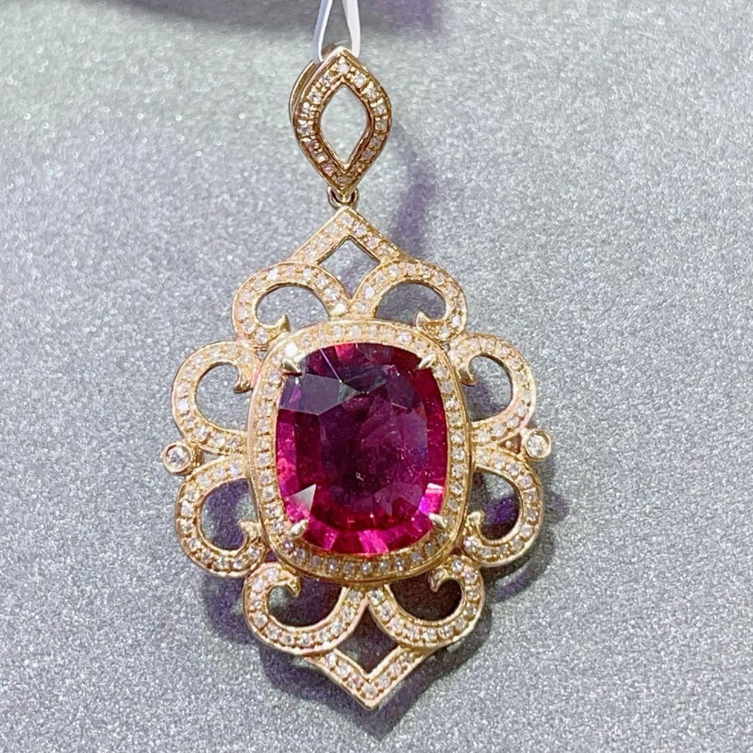 14k Gold 4 Ct Natural Tourmaline & Diamond Pendant( Without Chain ): Ref:231043170 // gold content:14k gold // main gemstone:tourmaline // shape:cushion // carat weight:4ct // color:red // treatment:natural // // adjacent gemstone 2 : diamond // number of stones:162 //