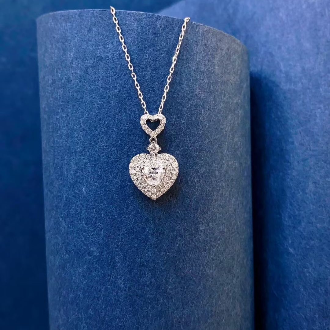 Gia Certified 14k Gold 0.61 Ctw Natural E Si1 Heart Diamond Necklace - 3
