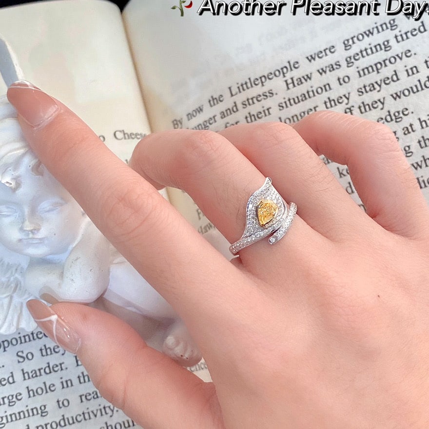 14k Gold 0.70 Ctw Natural Yellow Diamond & Diamond Ring - 6