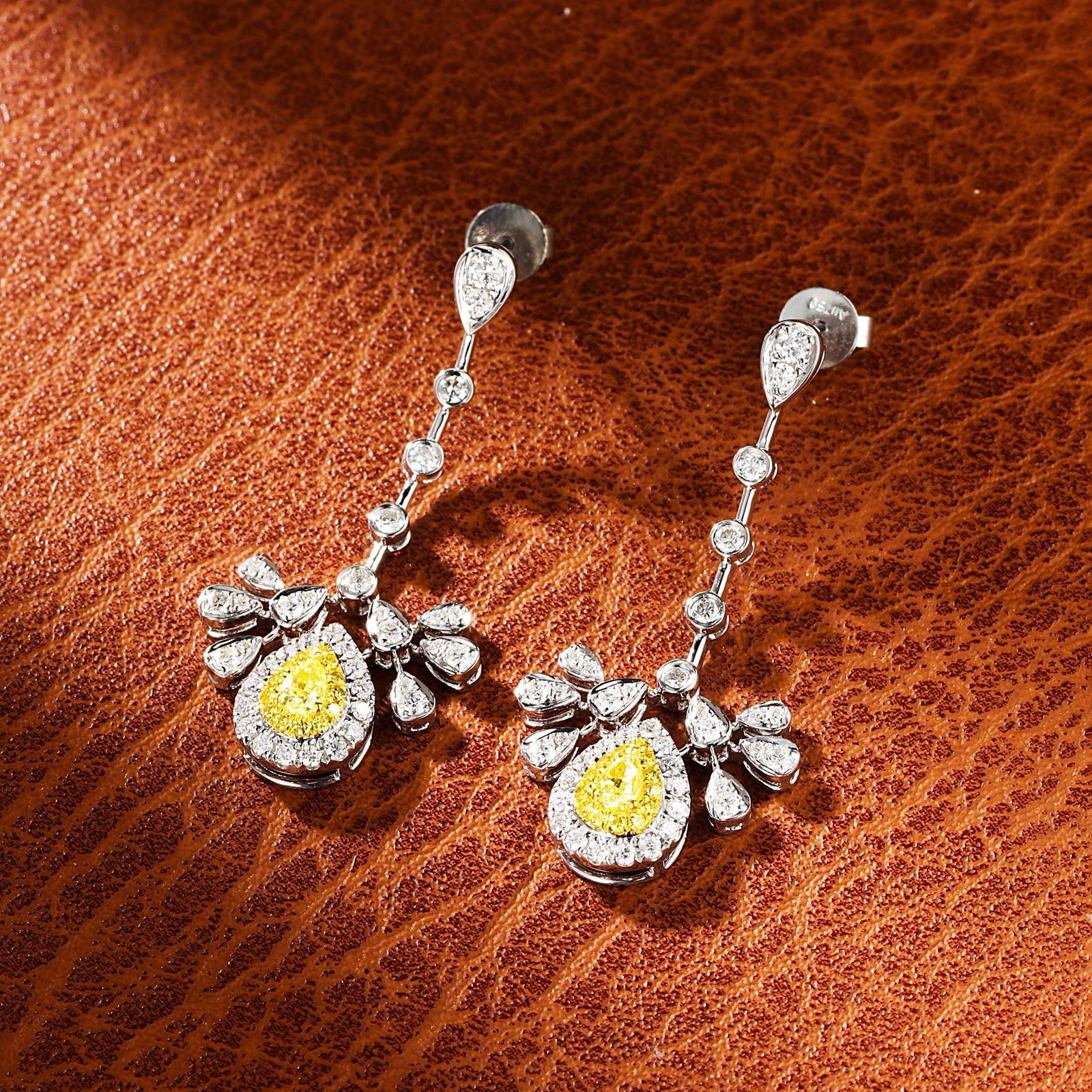 14k Gold 0.96 Ctw Natural Yellow Diamond & Diamond Earrings - 3