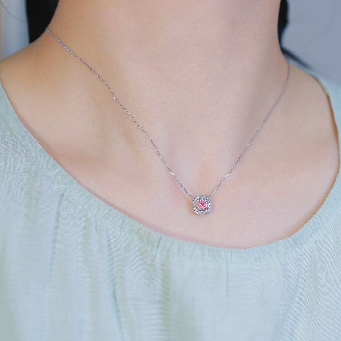 14k Gold 0.25 Ctw Natural Pink Diamond & Diamond Necklace - 4