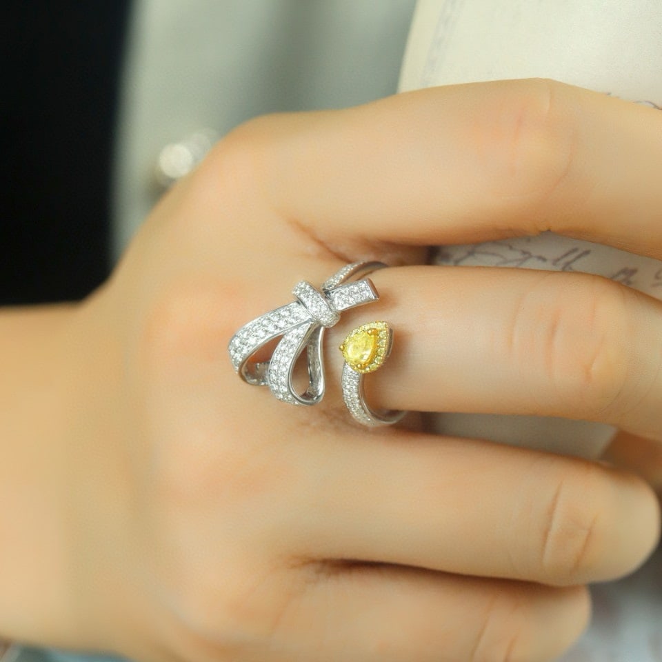 14k Gold 0.67 Ctw Natural Yellow Diamond & Diamond Ring - 4