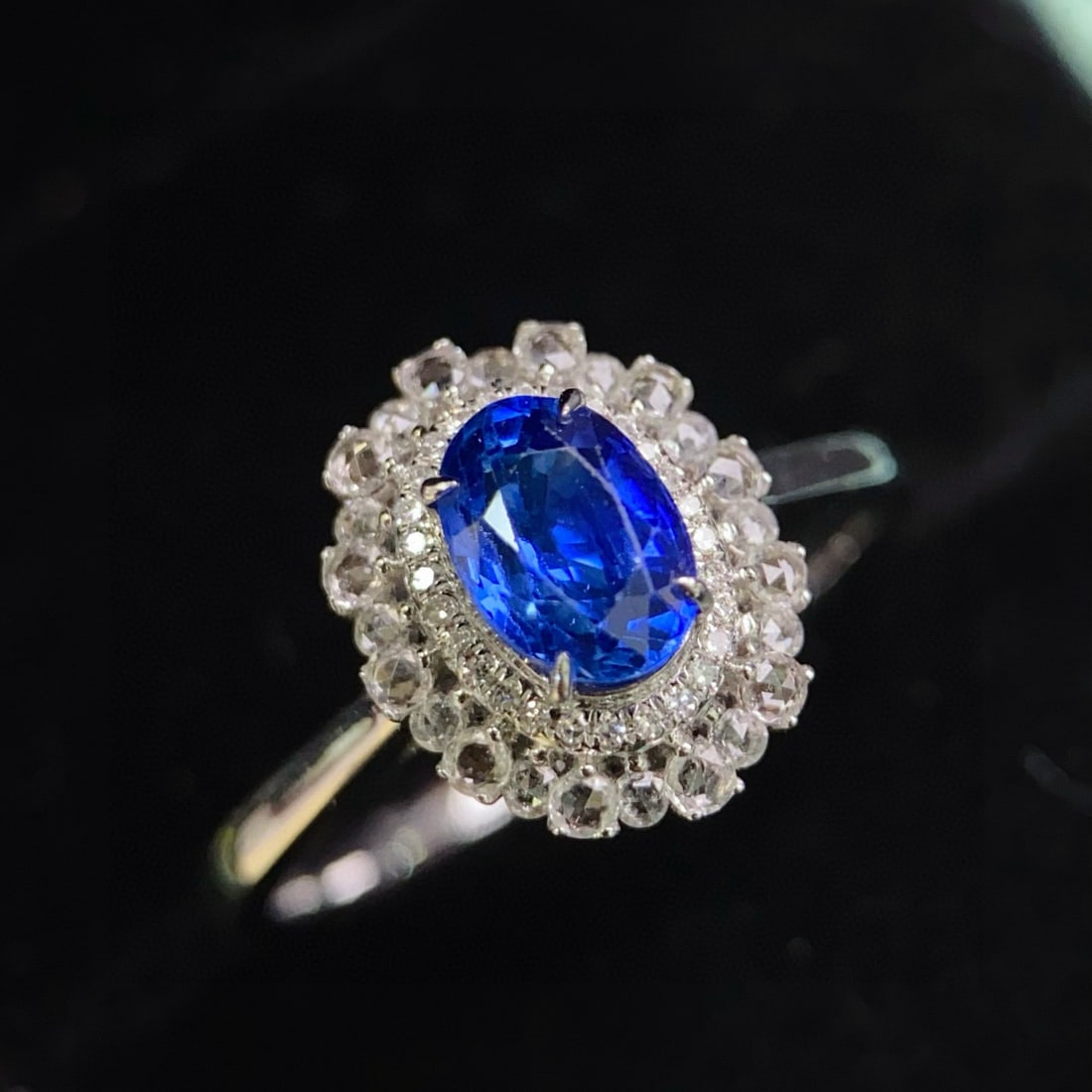 14k Gold 1.2 Ct Natural Sapphire & Diamond & Sapphire Ring: Ref:231044135 // gold content:14k gold // ring size:7. 25us // // main gemstone:sapphire // shape:oval // carat weight:1. 2ct // color:blue // treatment:natural // // adjacent gemstone 2 : diamond //