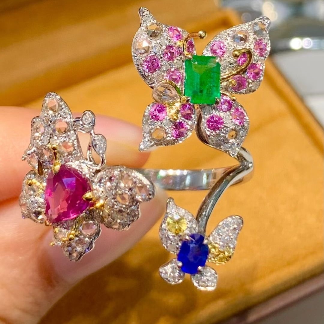 14k Gold 1.8 Ct Natural Emerald & Ruby & Sapphire & Diamond & Sapphire Ring - 3