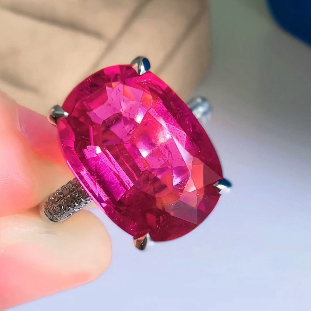 14k Gold 5.3 Ct Natural Tourmaline & Diamond Ring - 2