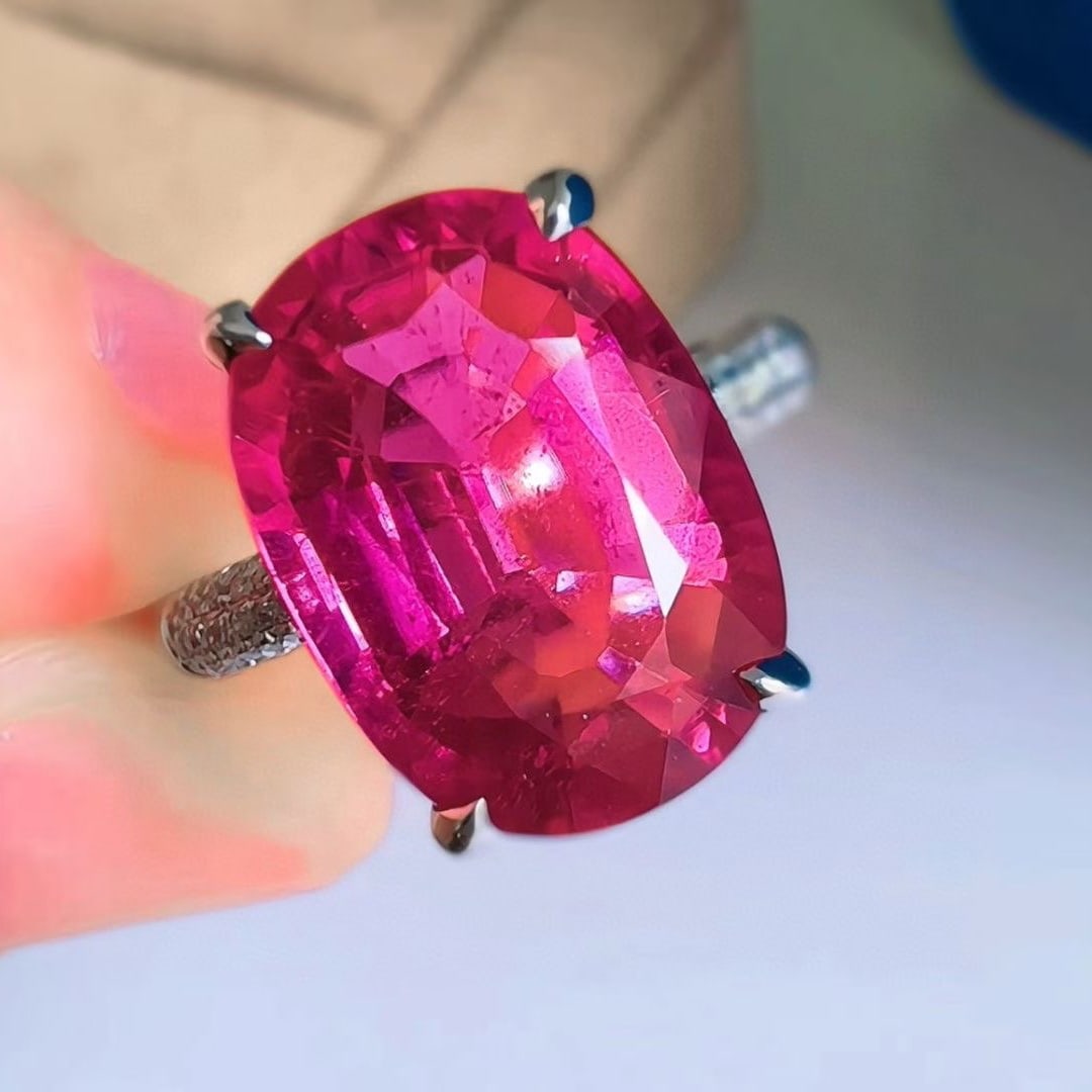 14k Gold 5.3 Ct Natural Tourmaline & Diamond Ring - 4