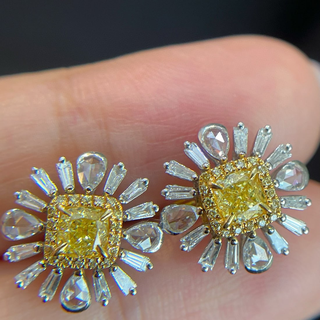 14k Gold 1.27 Ctw Natural Yellow Diamond & Diamond Earrings: Ref:231044167 // gold content:14k gold // main gemstone:yellow diamond // shape:cushion // carat weight:0. 62ct // color:yellow // treatment:natural // // adjacent gemstone 2 : diamond // shape:multip
