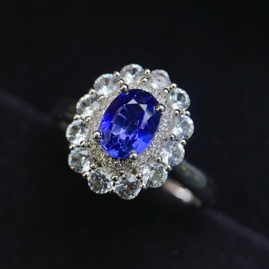 14k Gold 1.38 Ctw Natural Sapphire & Diamond Ring/pendant( Without Chain ): Ref:231044182 // gold content:14k gold // ring size:7. 25us // // main gemstone:sapphire // shape:oval // carat weight:1. 05ct // color:blue // treatment:natural // // adjacent gemstone 2 : diamond