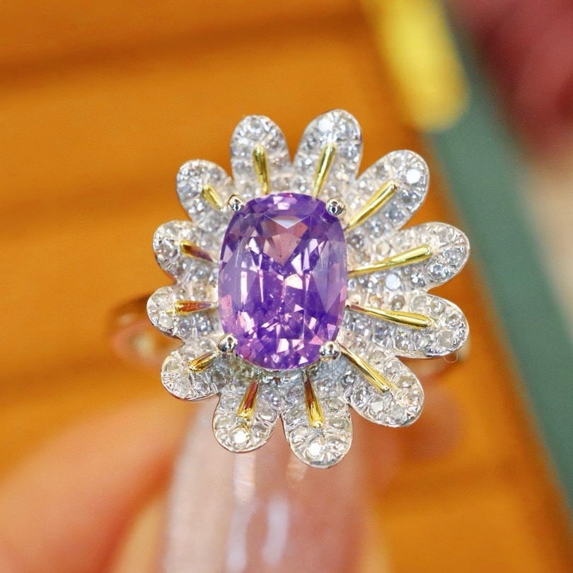 14k Gold 1.89 Ctw Natural Sapphire & Diamond Ring: Ref:231044184 // gold content:14k gold // ring size:7. 25us // // main gemstone:sapphire // shape:oval // carat weight:1. 62ct // color:purple // treatment:natural // // adjacent gemstone 2 : diamond