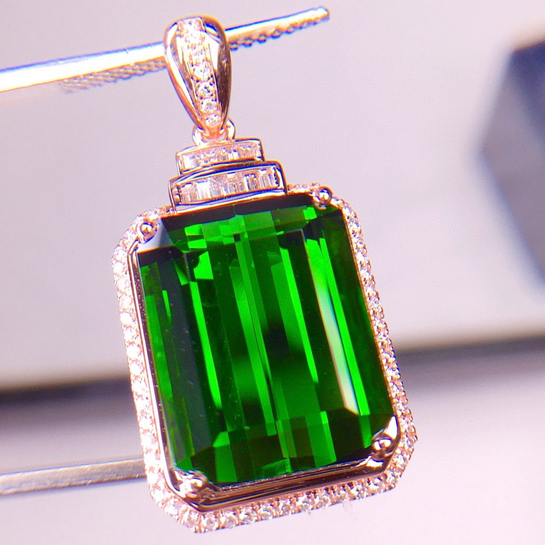 14k Gold 13.6 Ct Natural Tourmaline & Diamond Pendant( Without Chain ) - 2