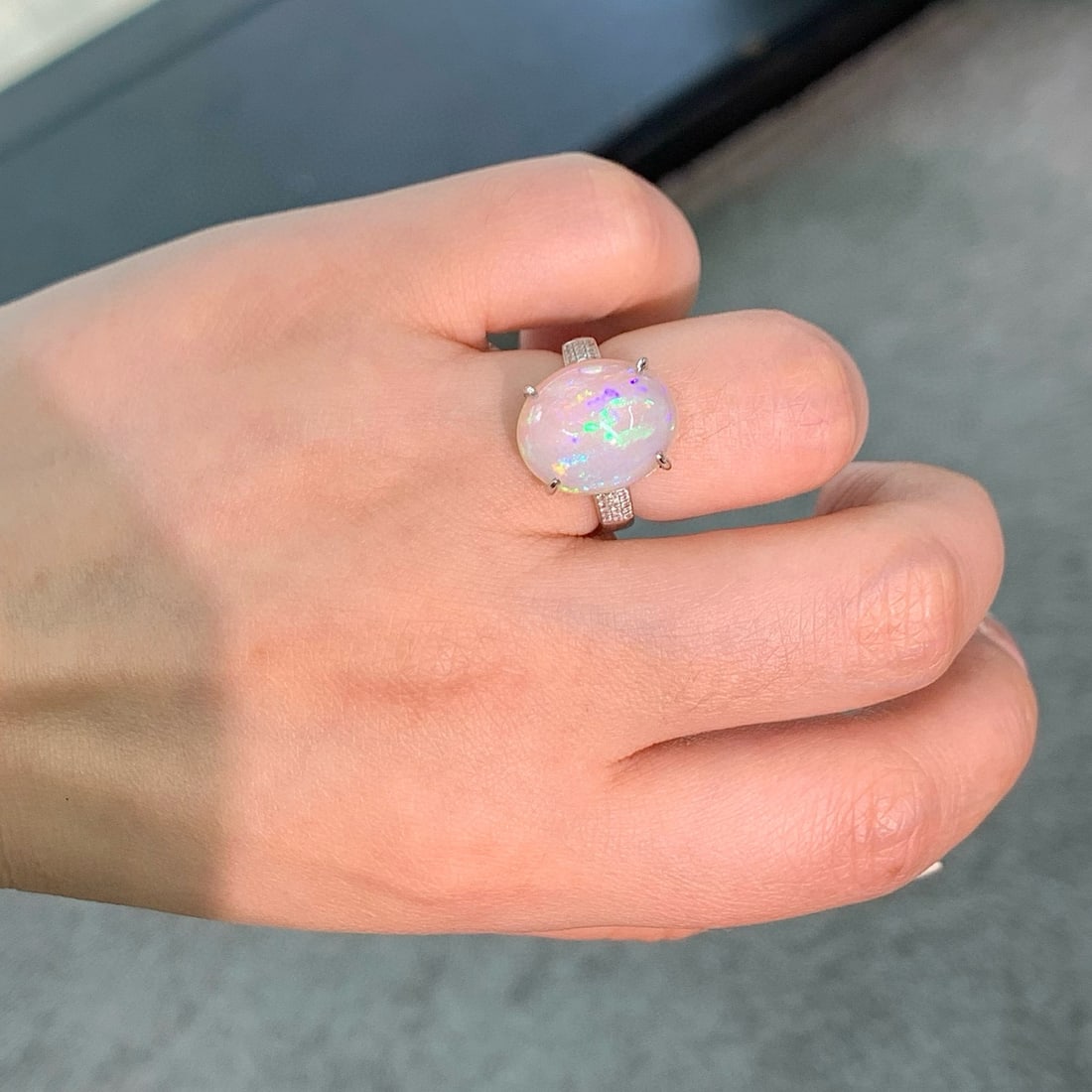 14k Gold 5.8 Ct Natural Opal & Diamond Ring - 4