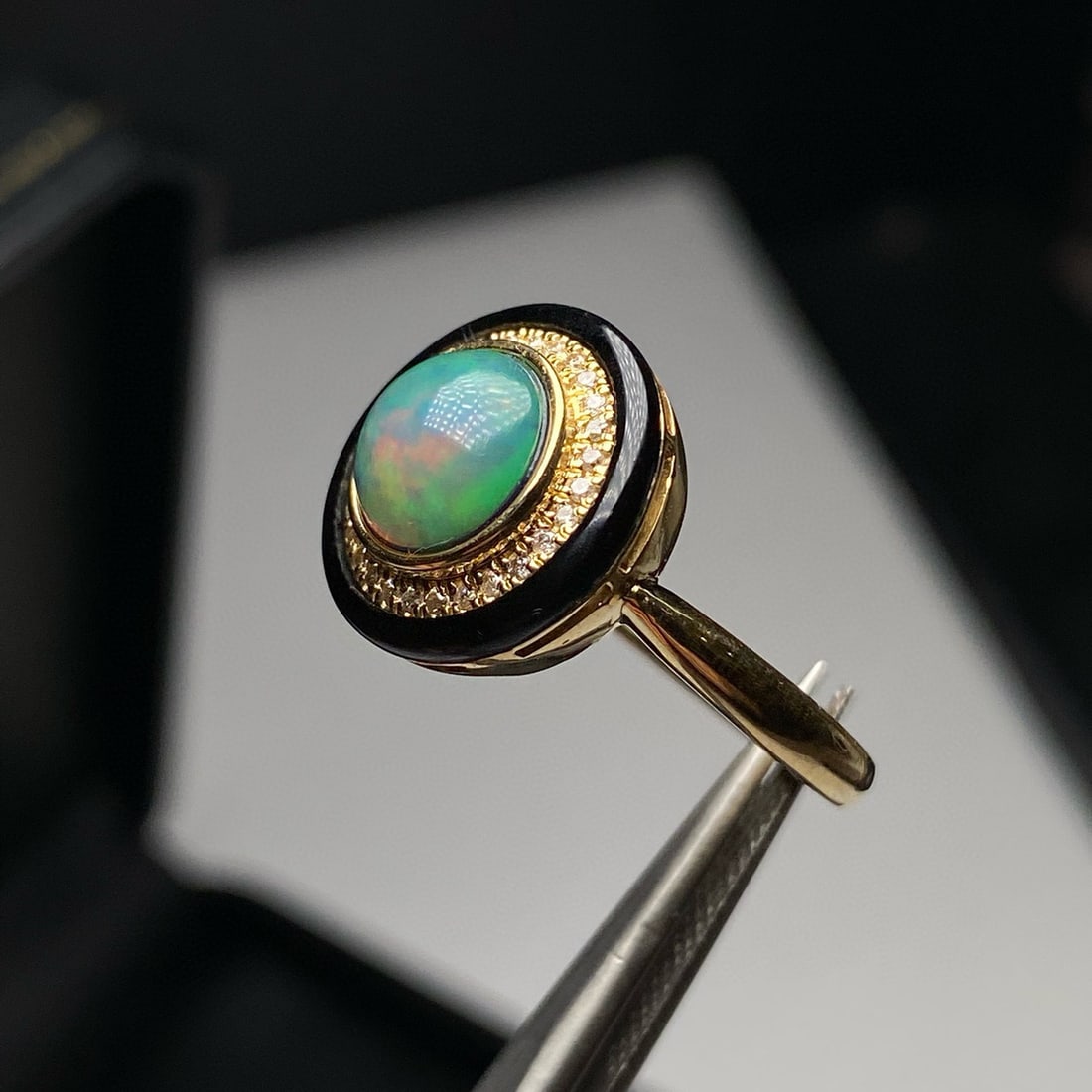 14k Gold 1.09 Ctw Natural Opal & Diamond Ring - 5