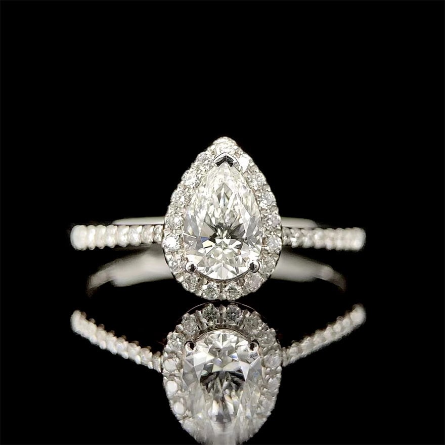 Gia Certified 14k Gold 0.50 Ct Natural G Si2 Pear Diamond Ring: Ref:231044226 // gold content:14k gold // ring size:7. 25us // // main gemstone:diamond // certified:gia // shape:pear // carat weight:0. 50ct // clarity grade:si2 // color:g // treatment:natural // /