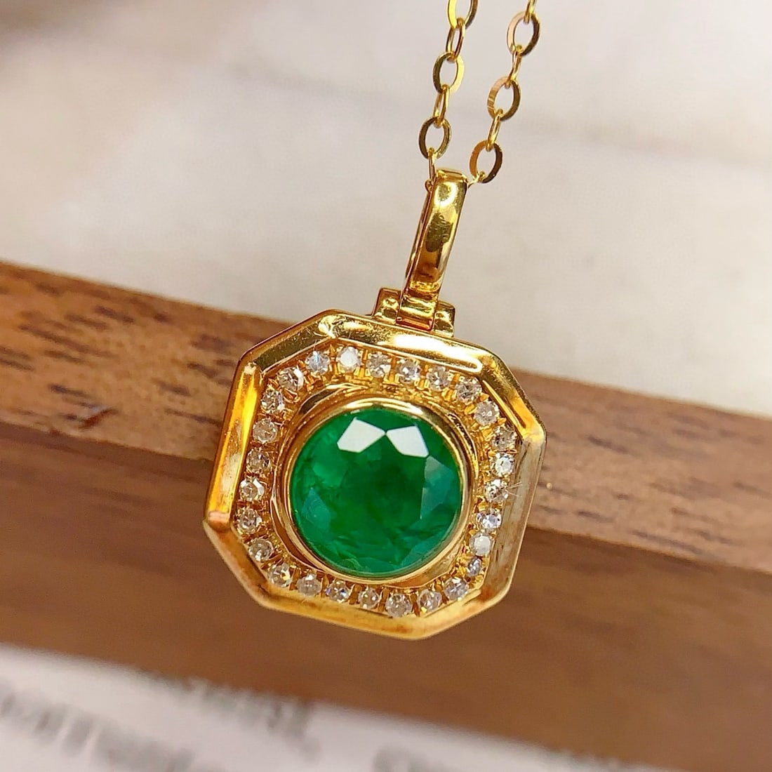 14k Gold 1 Ct Vivid Green Natural Emerald & Diamond Pendant( Without Chain ) - 3