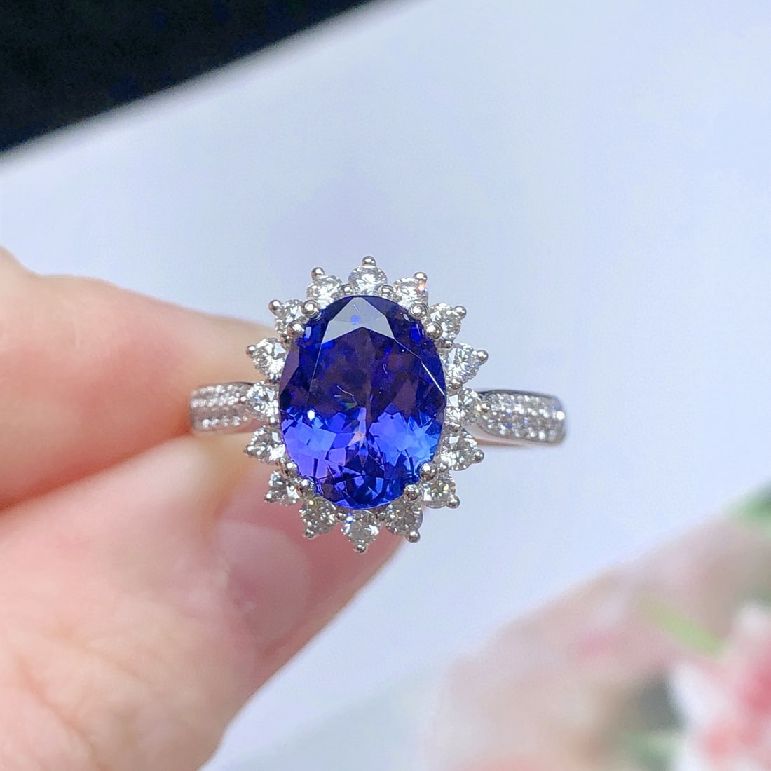 14k Gold 2.85 Ctw Natural Tanzanite & Diamond Ring - 6