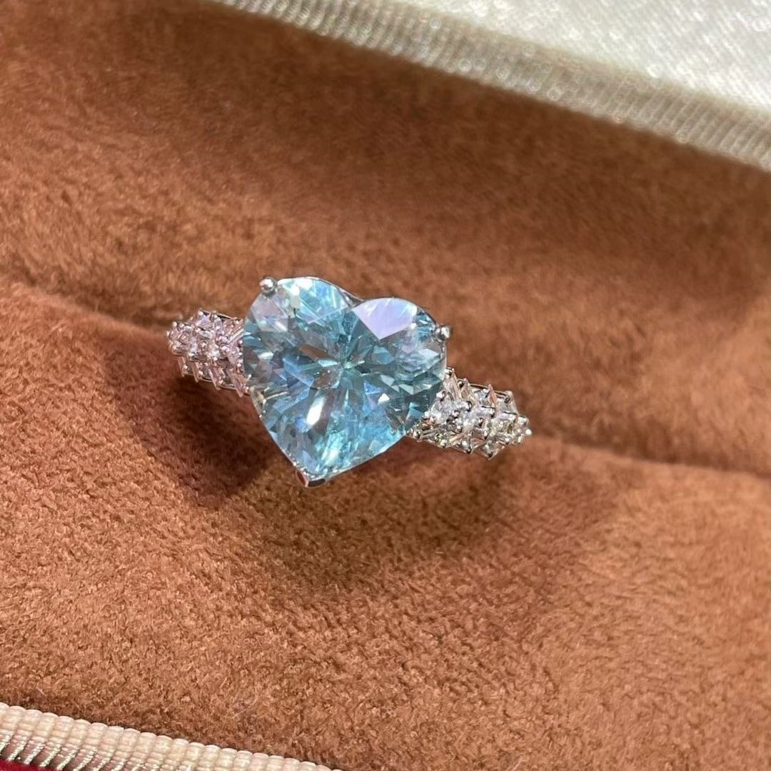 14k Gold 3.4 Ctw Natural Aquamarine & Diamond Ring - 5