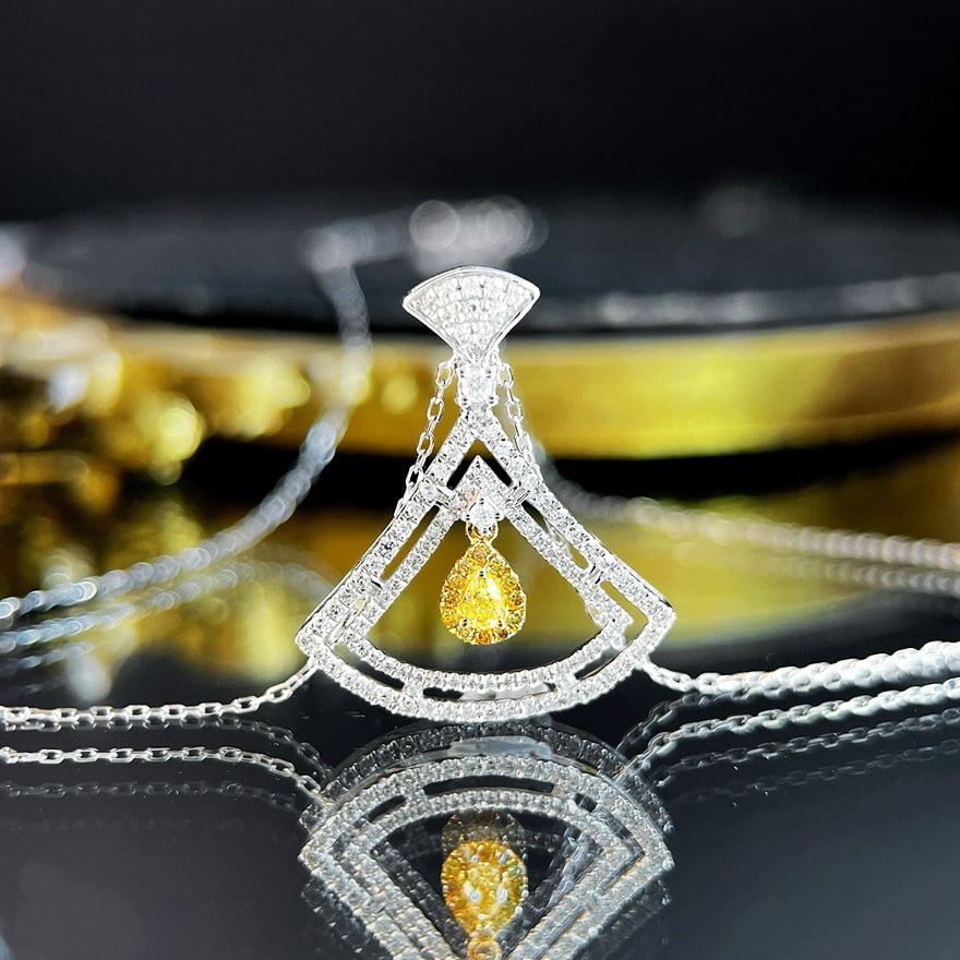 14k Gold 0.50 Ct Natural Color Diamond Necklace - 2