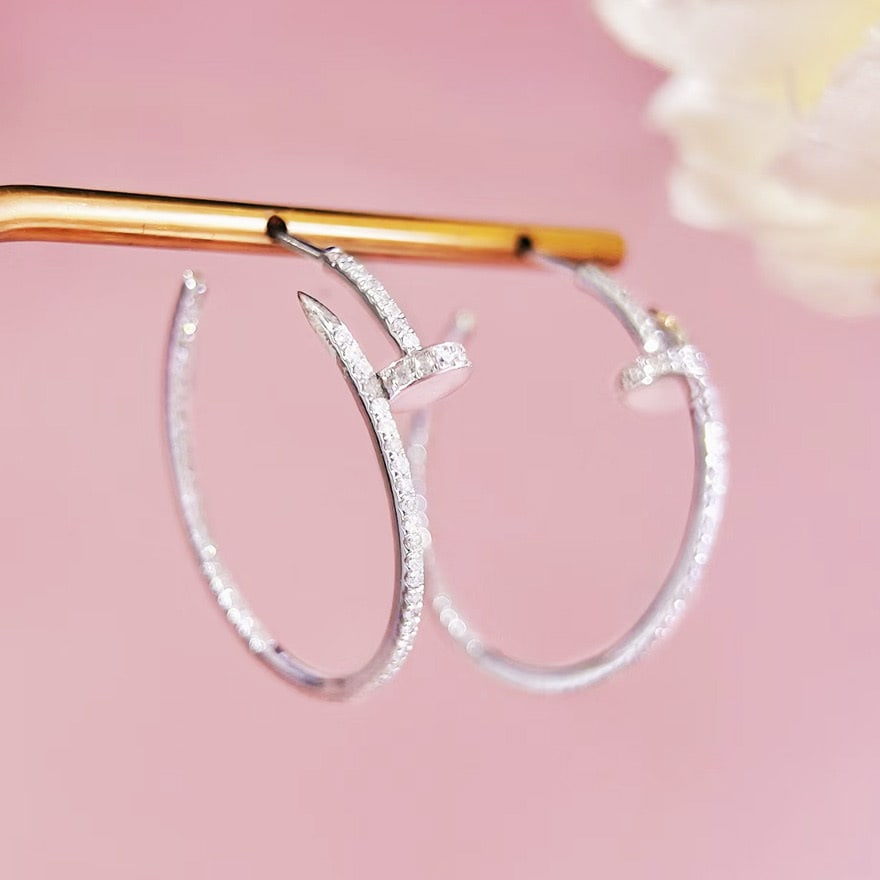 14k Gold 0.8 Ct Natural H Diamond Earrings: Ref:231044308 // gold content:14k gold // main gemstone:diamond // shape:round // carat weight:0. 8ct // clarity grade:vs-si // color:h // treatment:natural // cut grade:g // Condition: New Low Estima