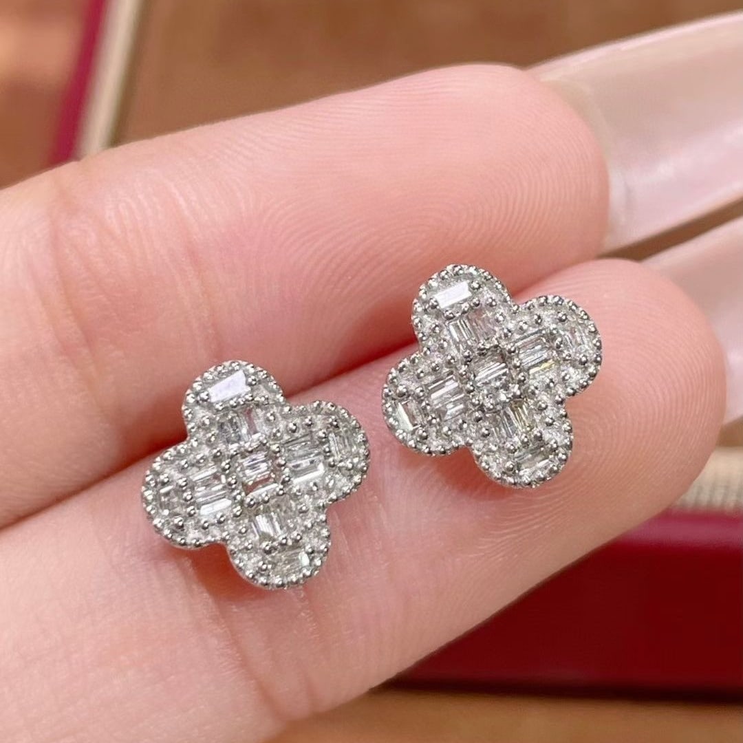 14k Gold 0.2 Ct Natural H Diamond Earrings - 2