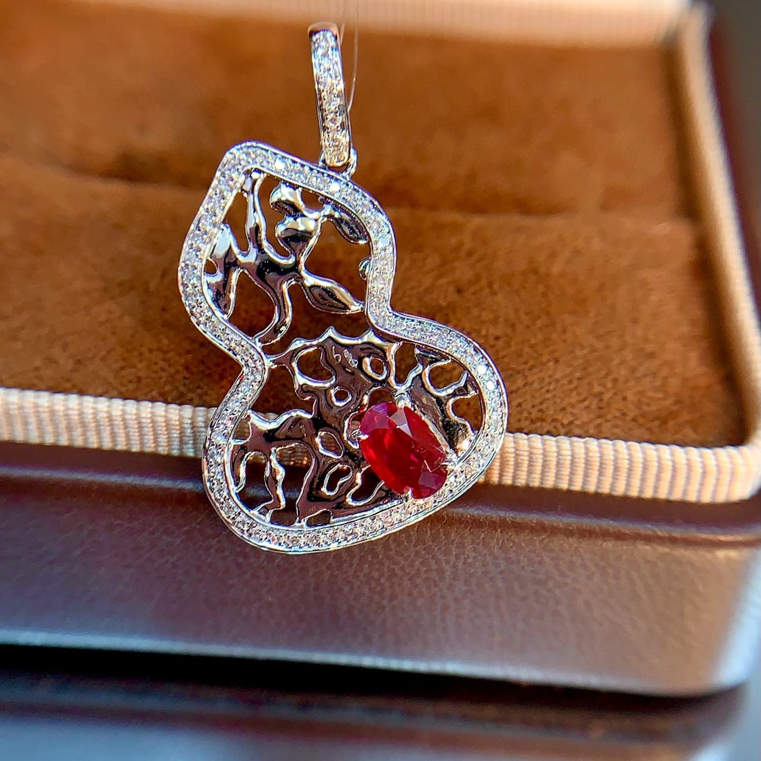 14k Gold 0.51 Ctw Natural Ruby & Diamond Pendant( Without Chain ) - 2