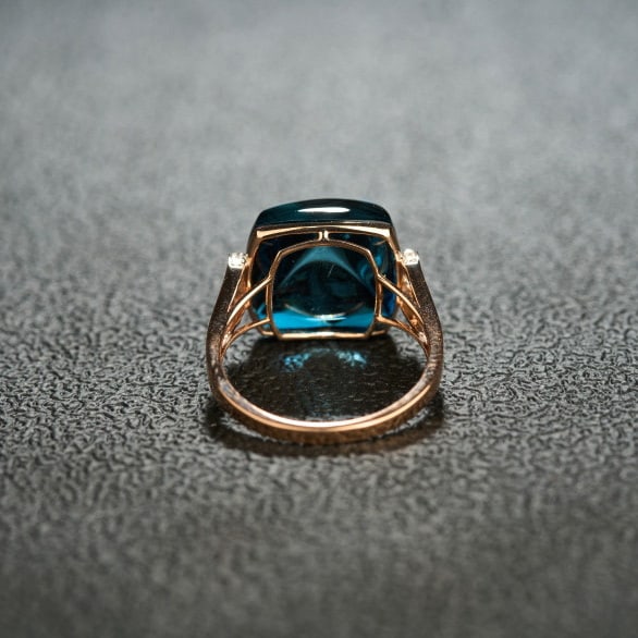 14k Gold 15.2 Ct Natural Topaz & Diamond Ring - 5