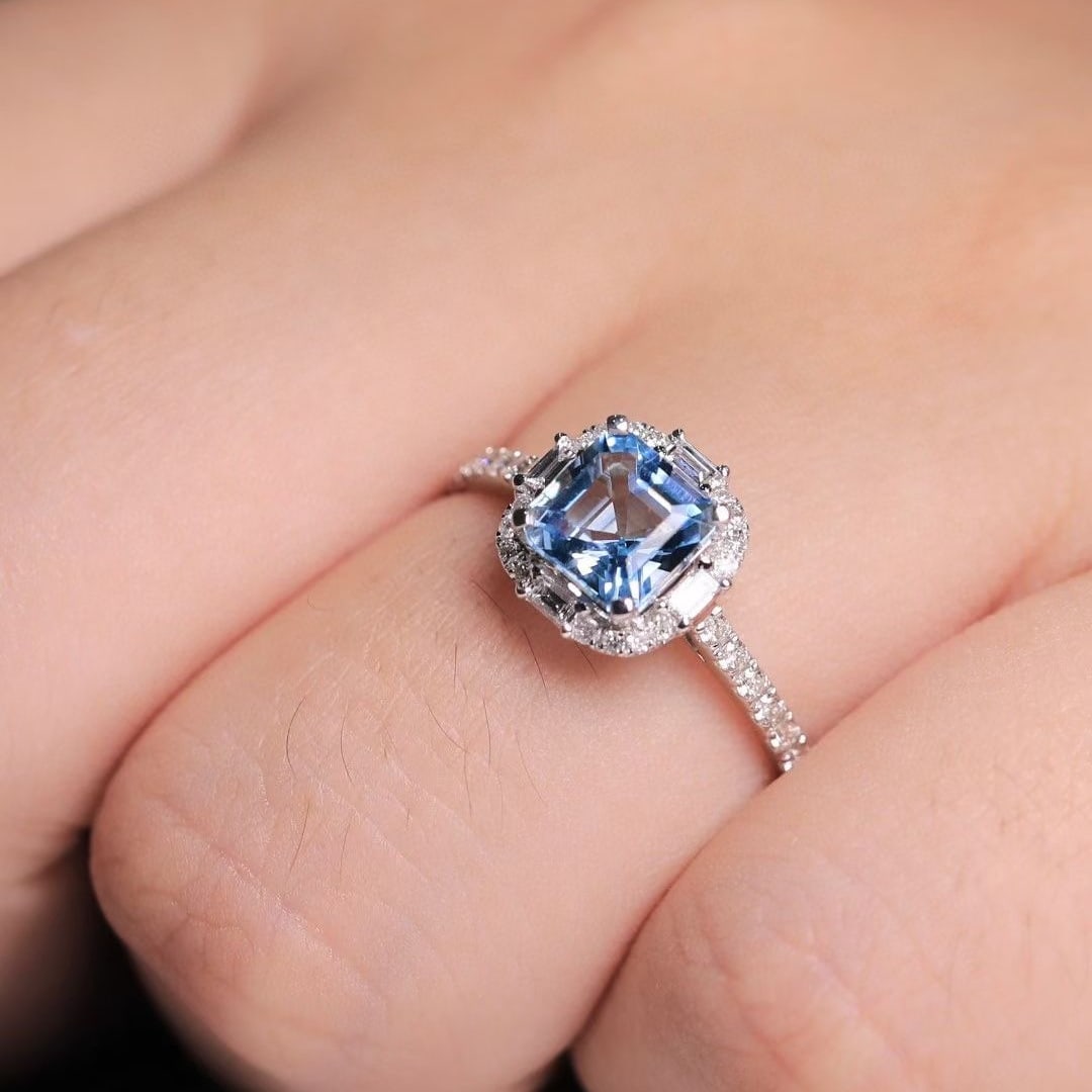 14k Gold 1.40 Ctw Natural Aquamarine & Diamond Ring - 2