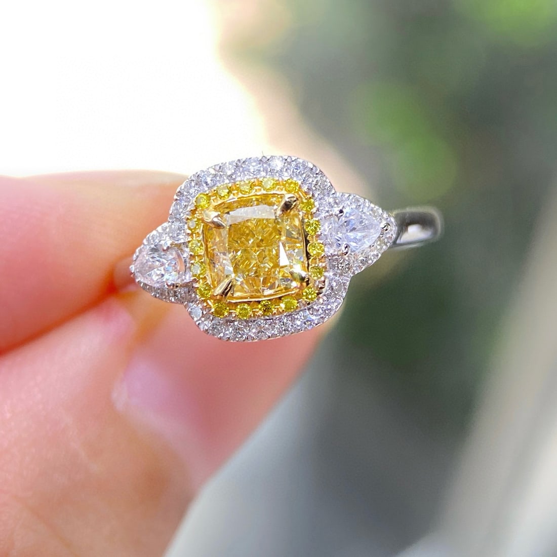 14k Gold 1.08 Ctw Natural Yellow Diamond & Diamond Ring - 3