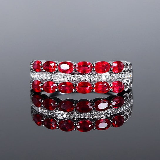 14k Gold 1.34 Ctw Natural Ruby & Diamond Ring: Ref:231044393 // gold content:14k gold // ring size:7. 25us // // main gemstone:ruby // shape:oval // carat weight:1. 25ct // color:red // treatment:natural // // adjacent gemstone 2 : diamond //