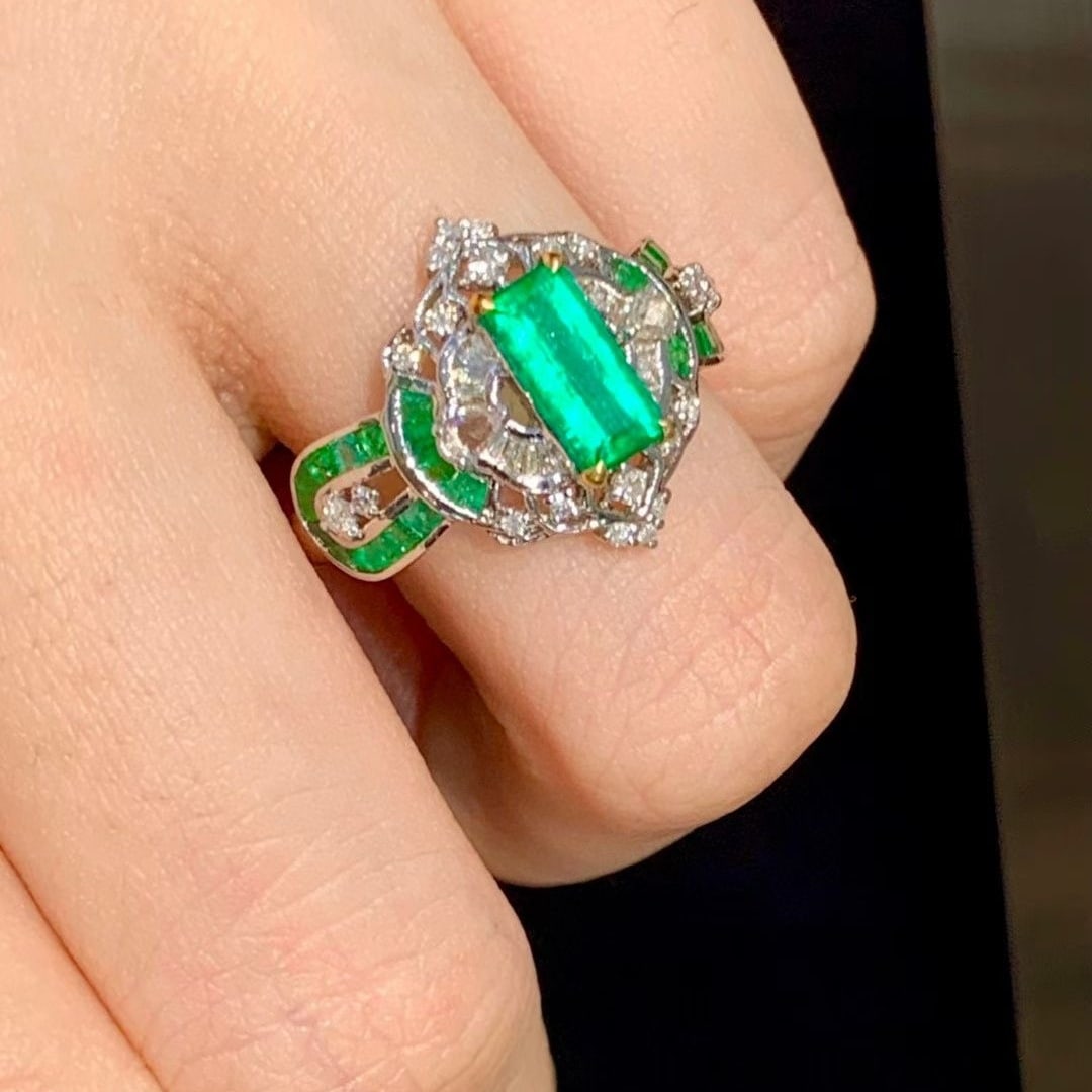 14k Gold 0.82 Ct Natural Emerald & Diamond Ring - 5
