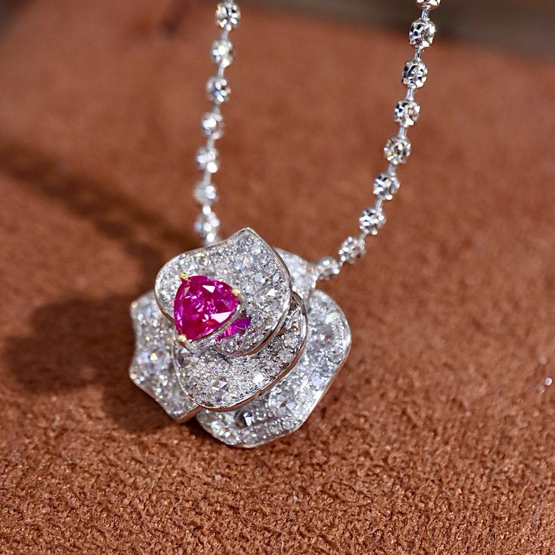 14k Gold 0.90 Ctw Natural Ruby & Diamond Necklace - 6