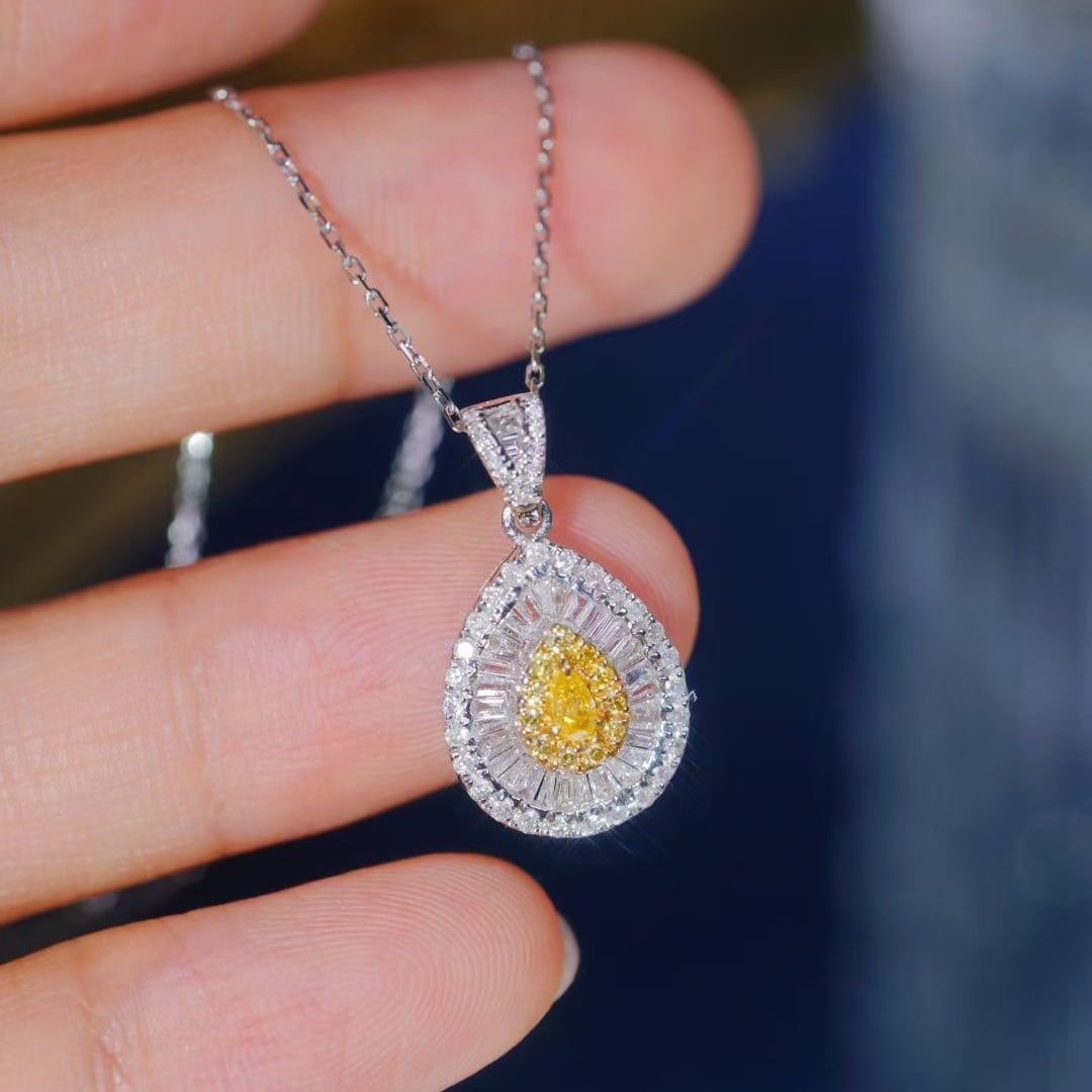 14k Gold 0.70 Ct Natural Color Diamond Necklace: Ref:231044431 // gold content:14k gold // main gemstone:diamond // shape:multiply // carat weight:0. 70ct // clarity grade:vs-si // color:color // treatment:natural // Condition: New Low Estimate: