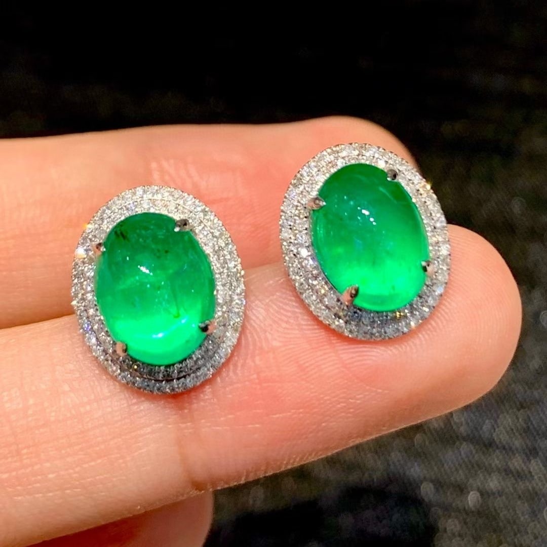 14k Gold 5.25 Ct Natural Emerald & Diamond Earrings - 3