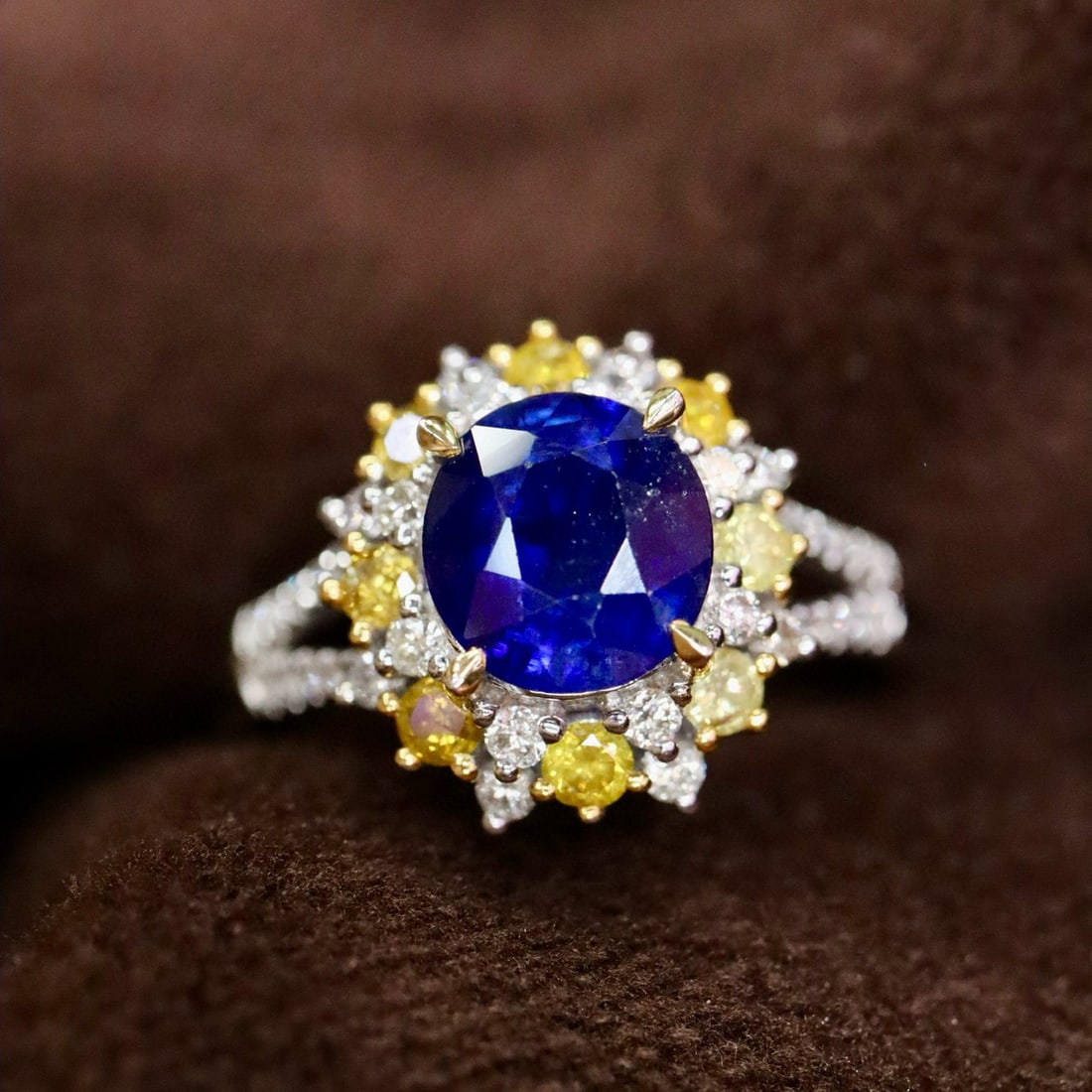 14k Gold 2.12 Ctw Natural Sapphire & Diamond Ring: Ref:231044440 // gold content:14k gold // ring size:7. 25us // // main gemstone:sapphire // shape:round // carat weight:1. 64ct // color:royal blue // treatment:natural // cut grade:g // // adjacent