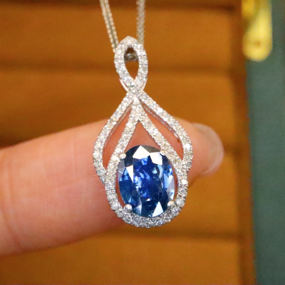 14k Gold 1.22 Ctw Natural Sapphire & Diamond Pendant( Without Chain ): Ref:231044443 // gold content:14k gold // main gemstone:sapphire // shape:oval // carat weight:1. 03ct // color:royal blue // treatment:natural // // adjacent gemstone 2 : diamond // number of