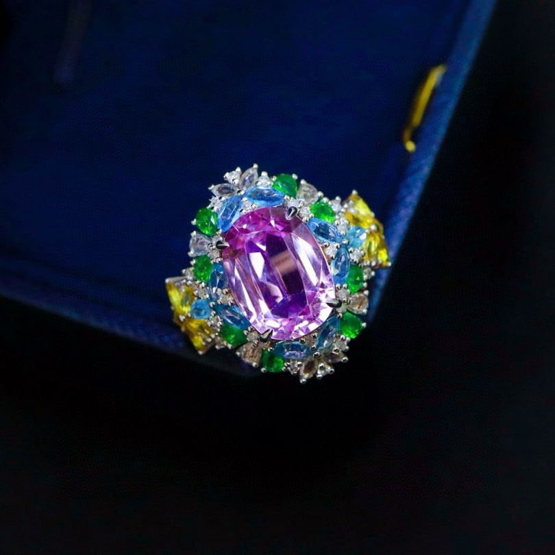 14k Gold 5.6 Ct Natural Kunzite Ring - 7