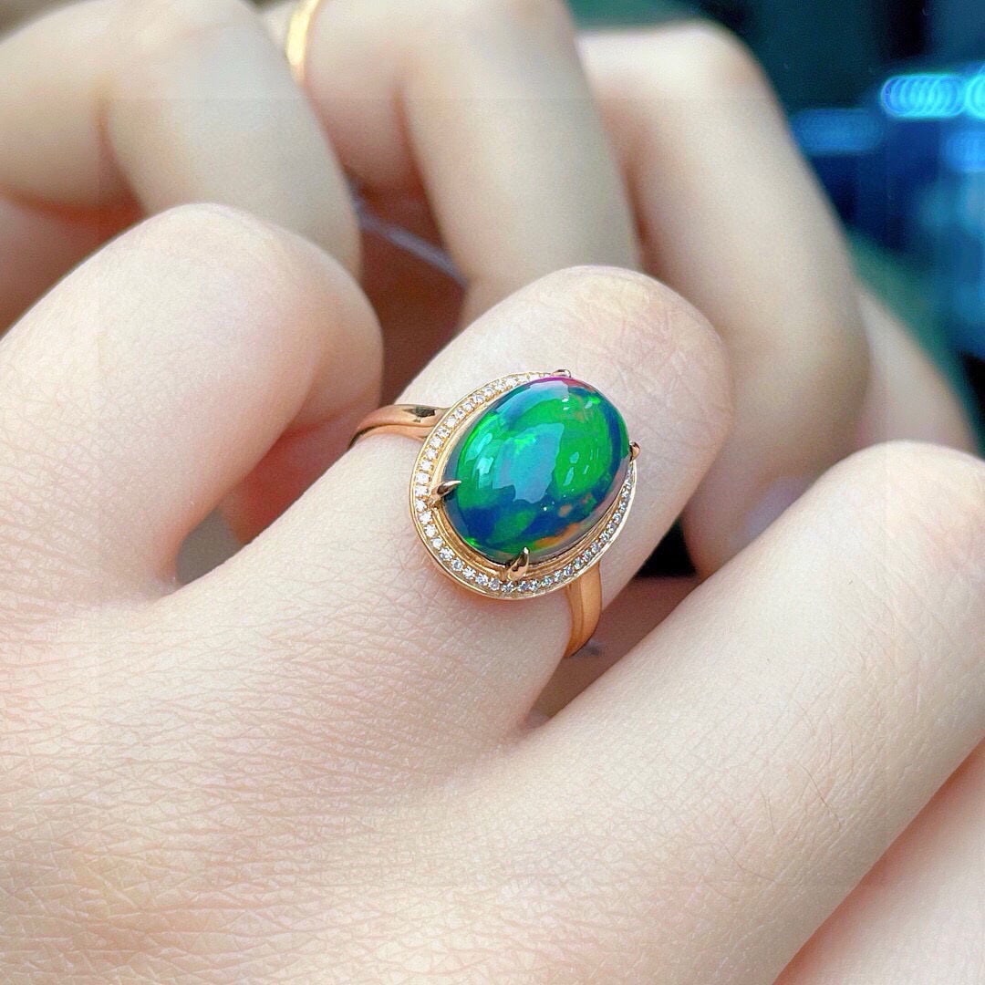 14k Gold 3.1 Ct Natural Opal & Diamond Ring - 6