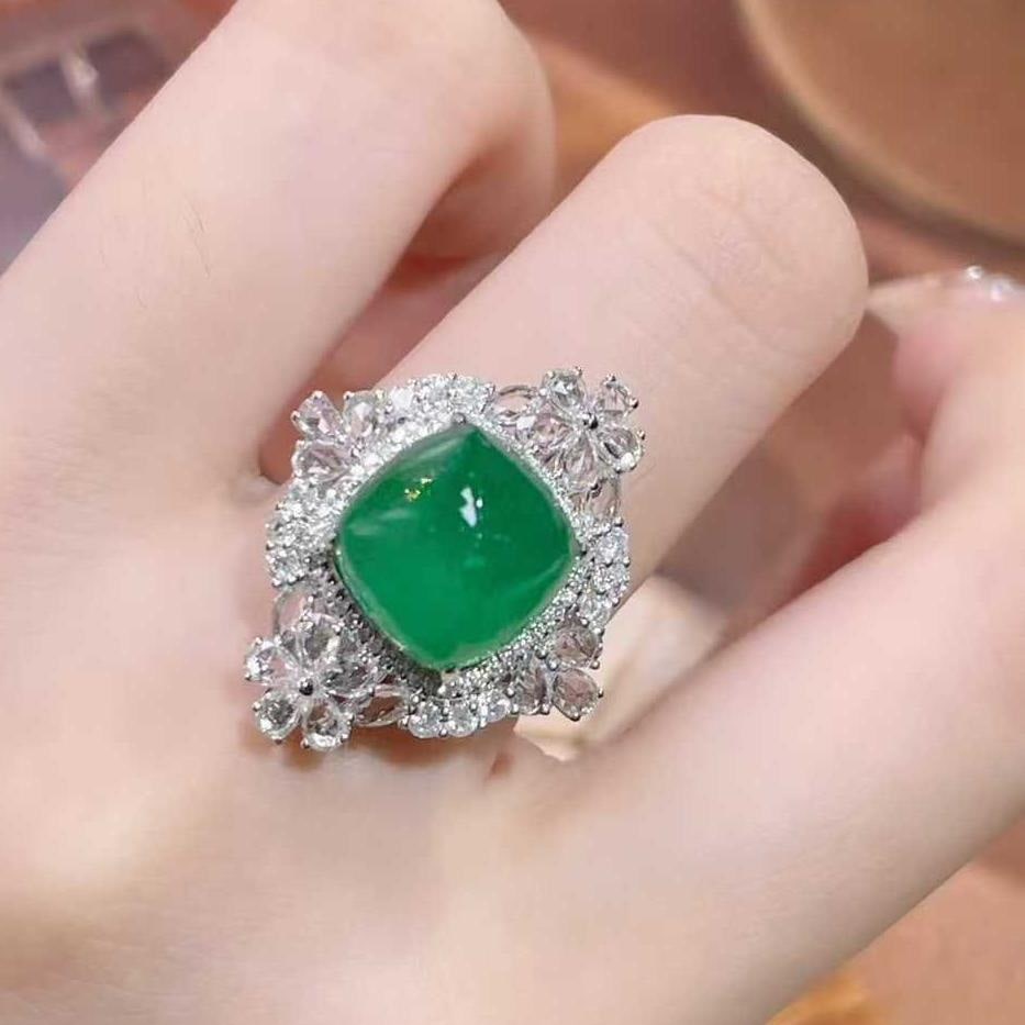 14k Gold 7.10 Ctw Vivid Green Natural Emerald & Diamond Ring/pendant( Without Chain ): Ref:231041251 // gold content:14k gold // ring size:7. 25us // // main gemstone:emerald // shape:sugar-loaf // carat weight:6. 6ct // color:vivid green // treatment:natural // // adjacent gemstone 2
