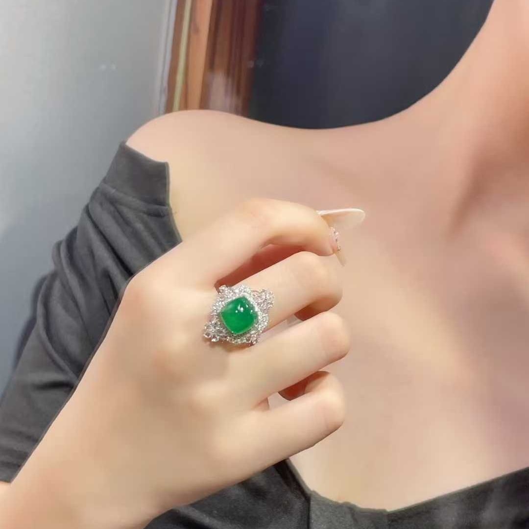 14k Gold 7.10 Ctw Vivid Green Natural Emerald & Diamond Ring/pendant( Without Chain ) - 2