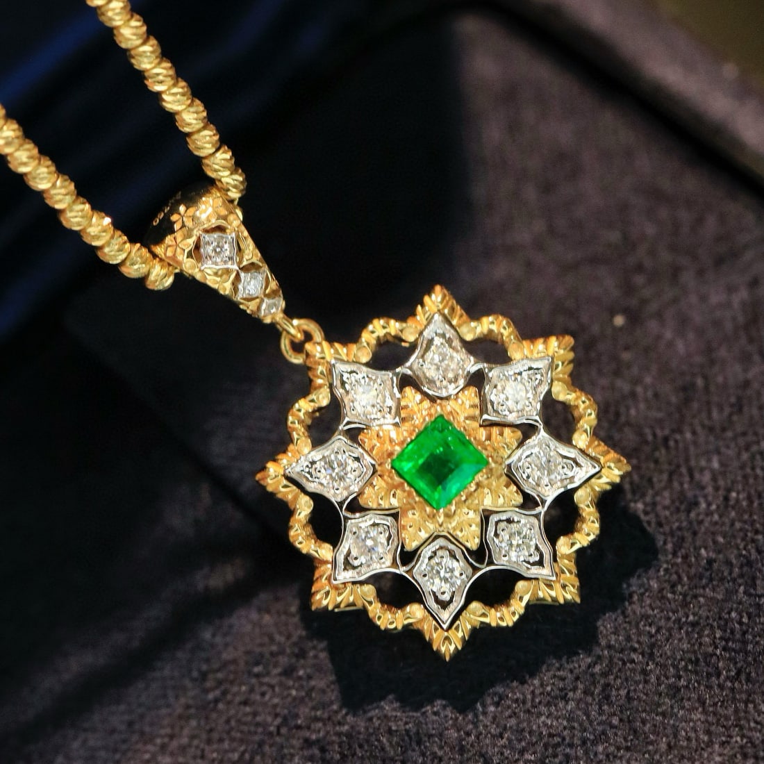 14k Gold 0.33 Ctw Vivid Green Natural Emerald & Diamond Pendant( Without Chain ) - 2