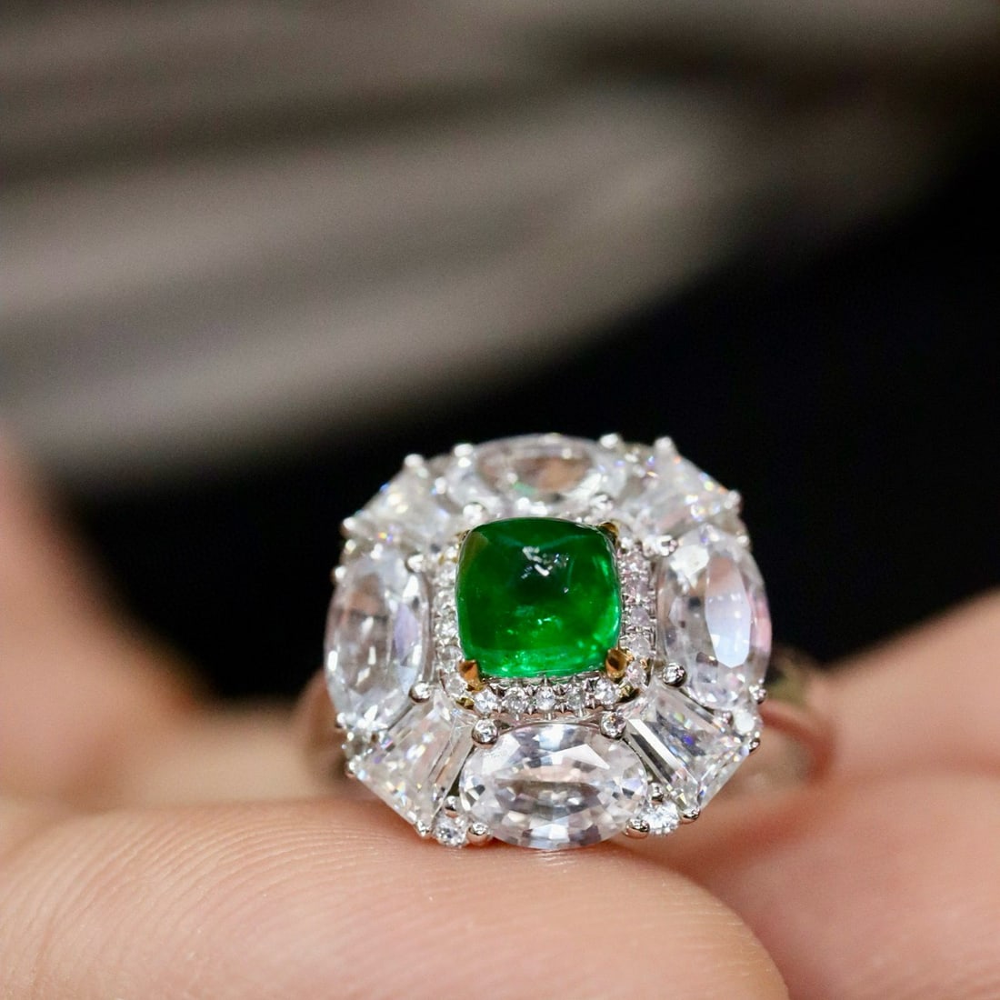 14k Gold 1.24 Ctw Vivid Green Natural Emerald & Diamond Ring - 2