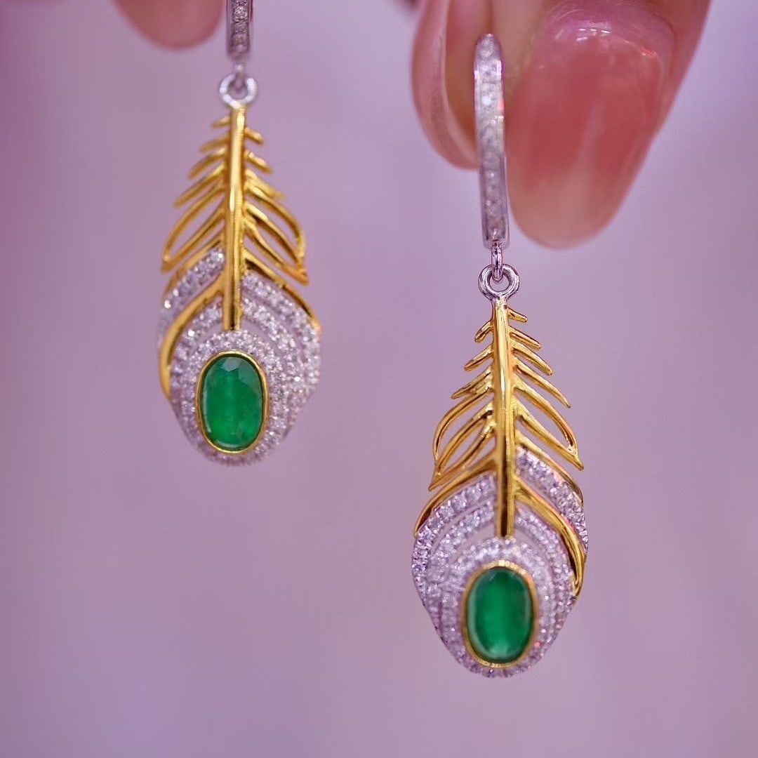 14k Gold 0.7 Ct Vivid Green Natural Emerald & Diamond Earrings - 2
