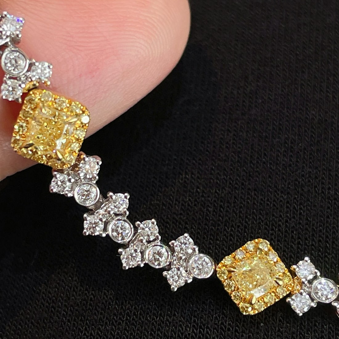 14k Gold 3.32 Ctw Natural Yellow Diamond & Diamond Bracelet - 2