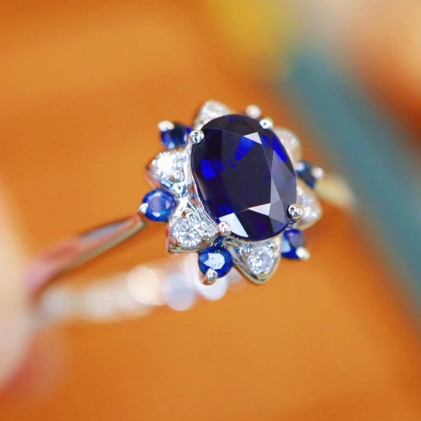14k Gold 0.86 Ctw Natural Sapphire & Diamond Ring - 2