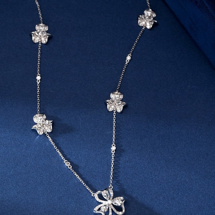 14k Gold 1.54 Ctw Natural H Diamond Necklace: Ref:231043032 // gold content:14k gold // main gemstone:diamond // shape:pear // carat weight:0. 55ct // clarity grade:vs-si // color:h // treatment:natural // // adjacent gemstone 2 : diamond //