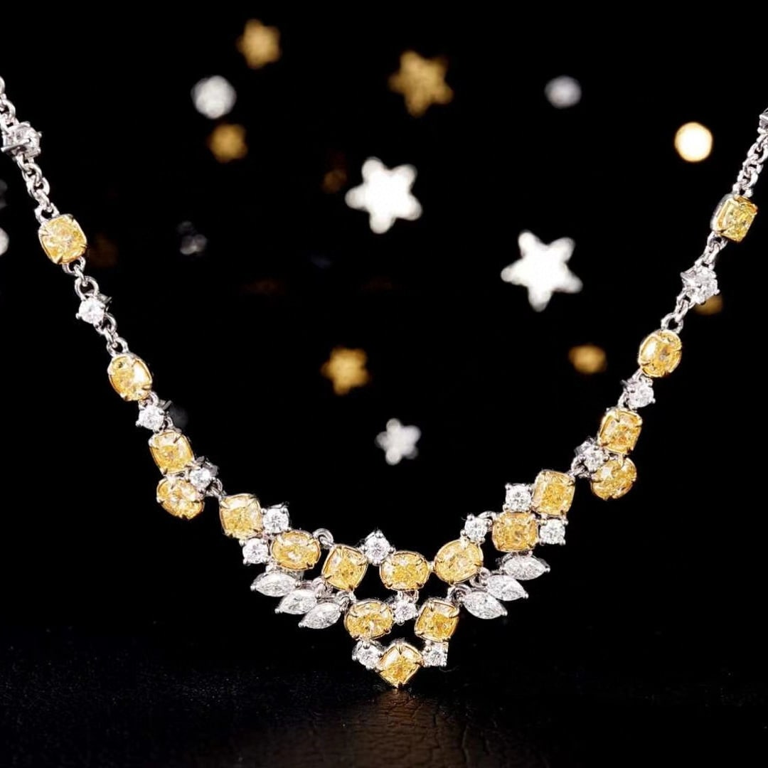 14k Gold 3.17 Ctw Natural Yellow Diamond & Diamond Necklace: Ref:231043035 // gold content:14k gold // main gemstone:yellow diamond // shape:multiply // carat weight:2. 60ct // color:yellow // treatment:natural // // adjacent gemstone 2 : diamond //