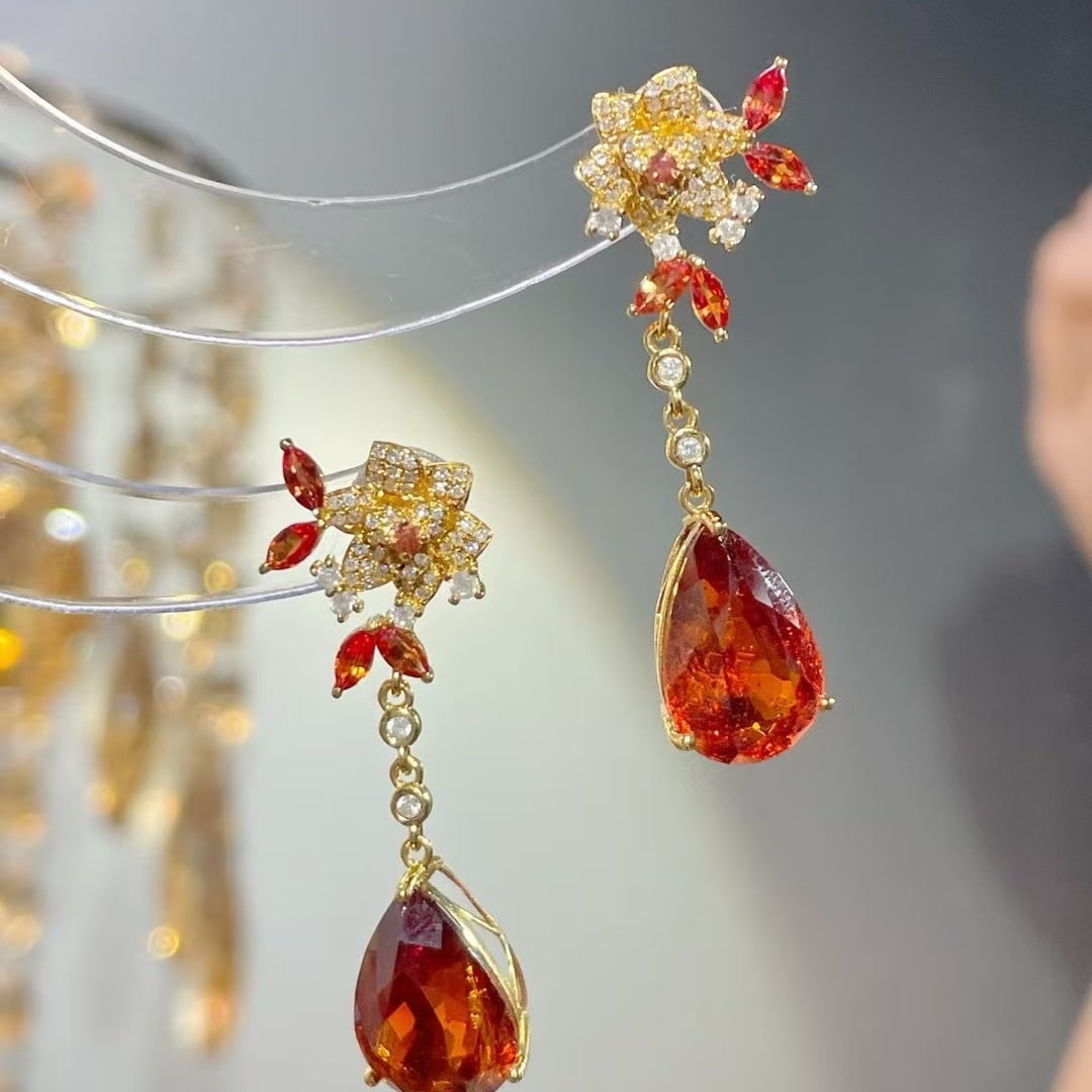 14k Gold 13.9 Ct Natural Spessartine & Diamond Earrings - 5