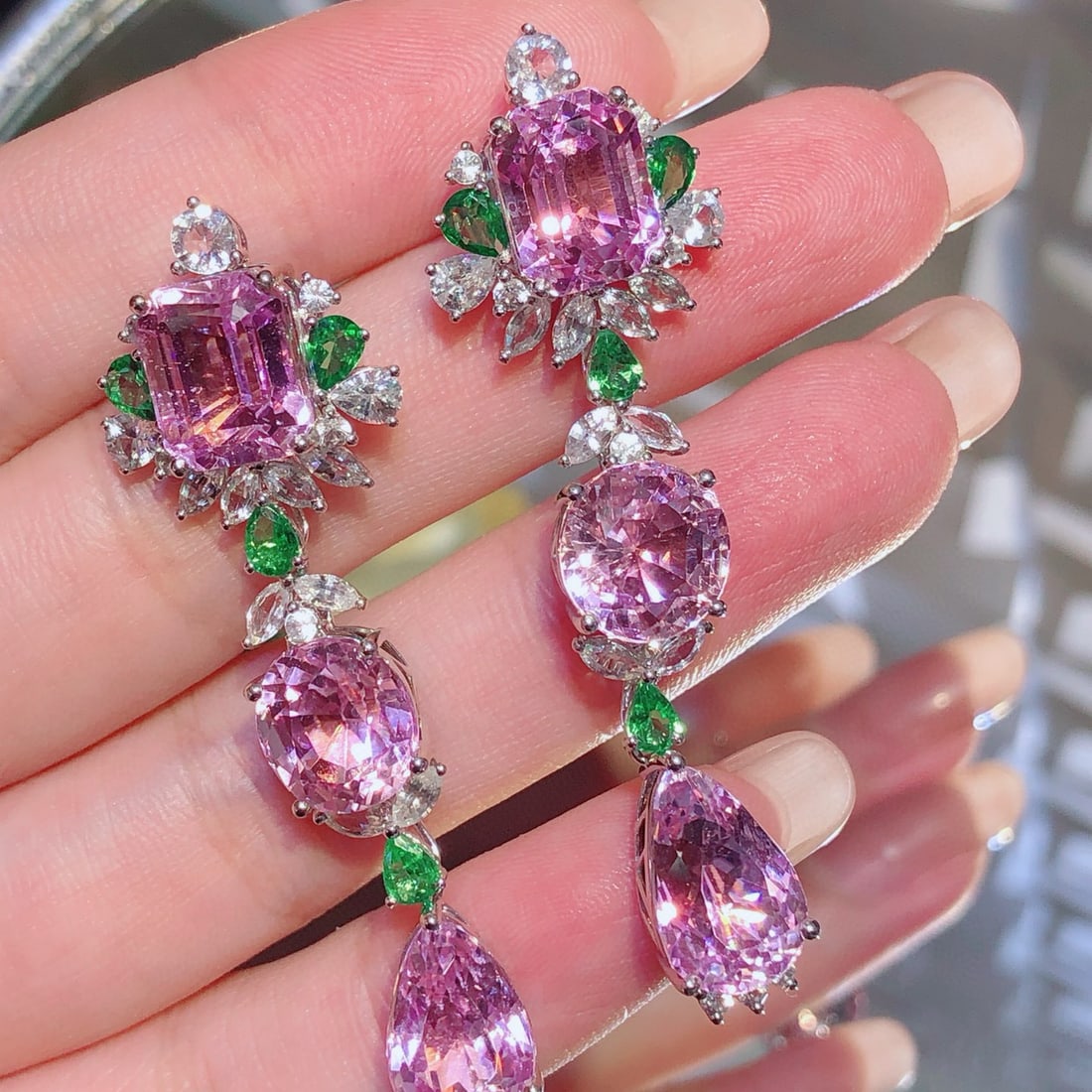 14k Gold 35.37 Ctw Natural Kunzite & Sapphire & Tsavorite Earrings - 4