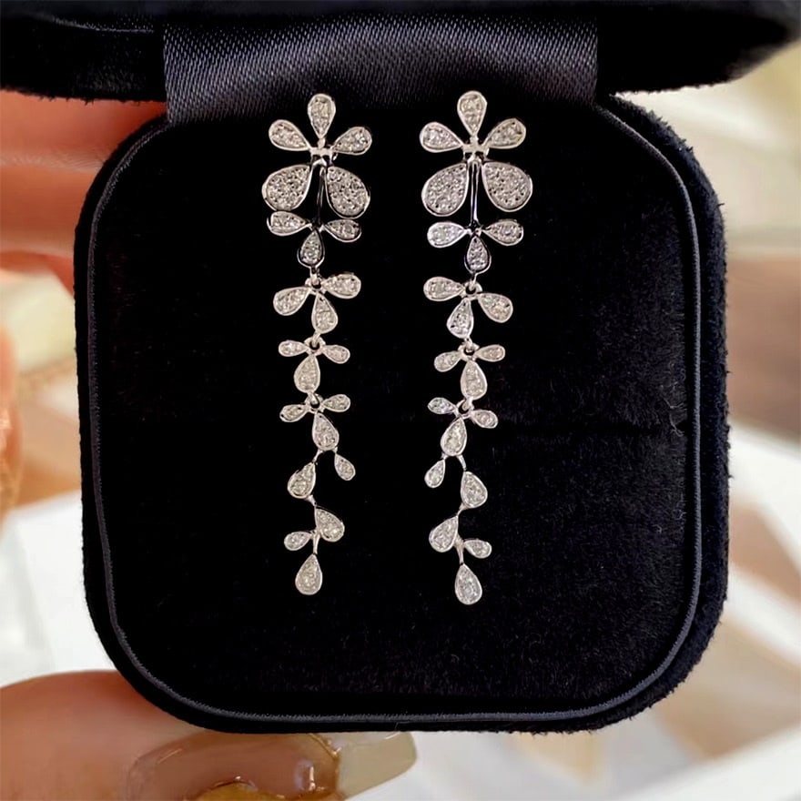 14k Gold 0.40 Ct Natural H Diamond Earrings: Ref:231043065 // gold content:14k gold // main gemstone:diamond // shape:round // carat weight:0. 40ct // clarity grade:vs-si // color:h // treatment:natural // cut grade:g // Condition: New Low