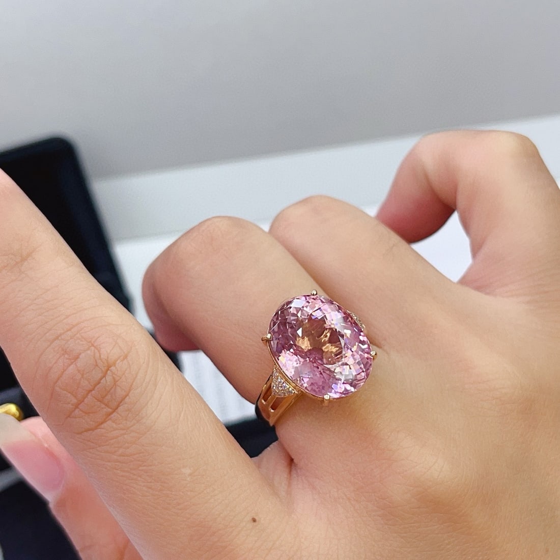 14k Gold 12.35 Ct Natural Tourmaline & Diamond Ring - 2
